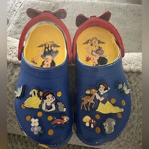 Girls Blue and Red Crocs with Snow White Design